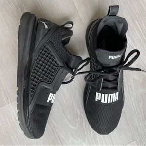 PUMA ignite Women’s 10 sneakers